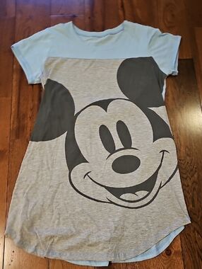 Graphic Mickey Mouse Tee Nightgown in Light Blue and Heather Gray